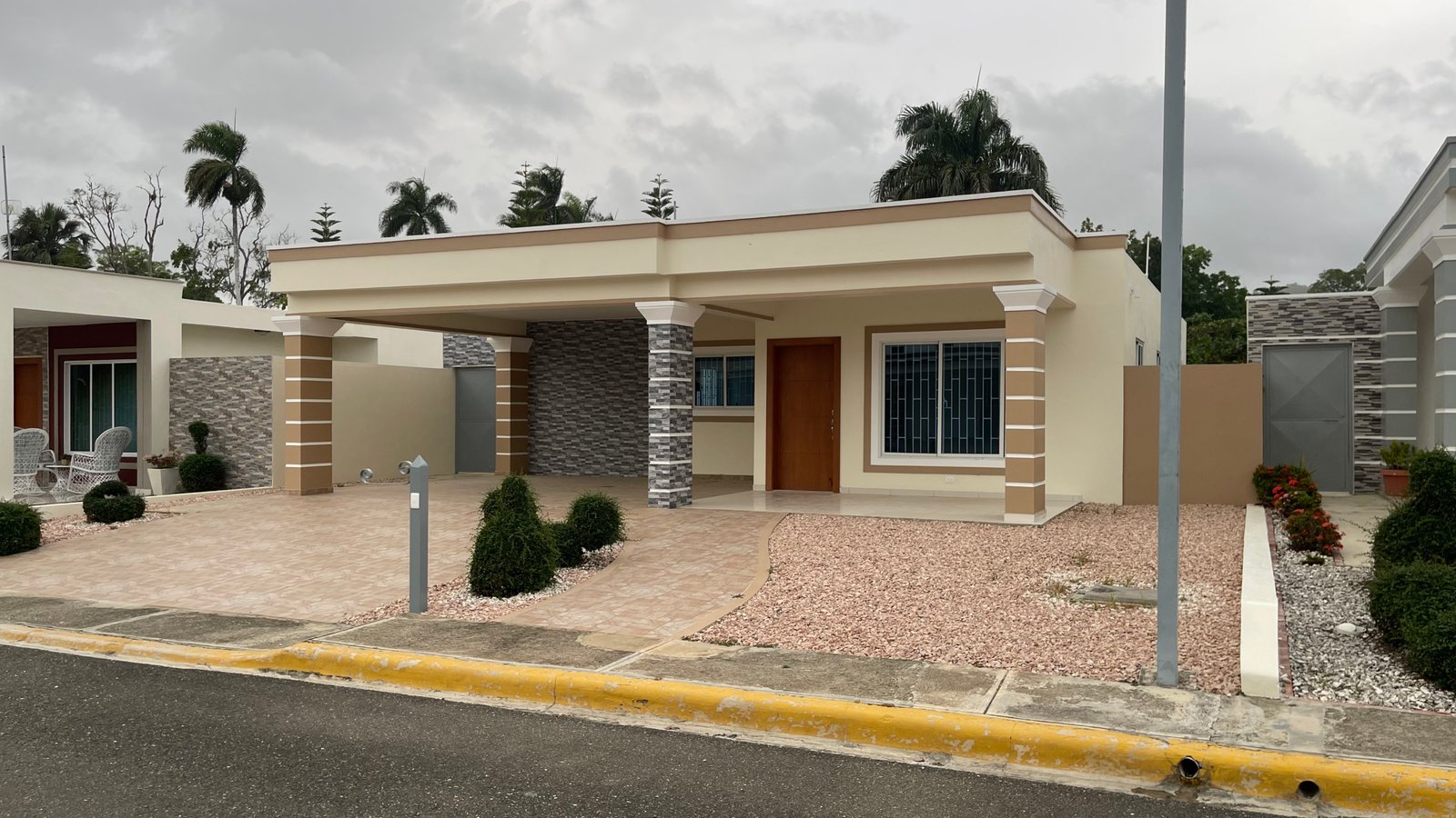 IMG_3738 Casa Familiar en Venta | Residencial Doña Julia, Tenares
